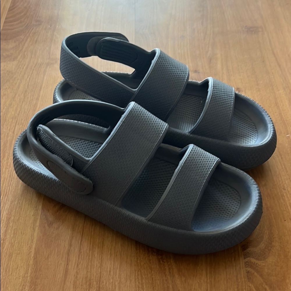 Forever 21  Gray Sandals